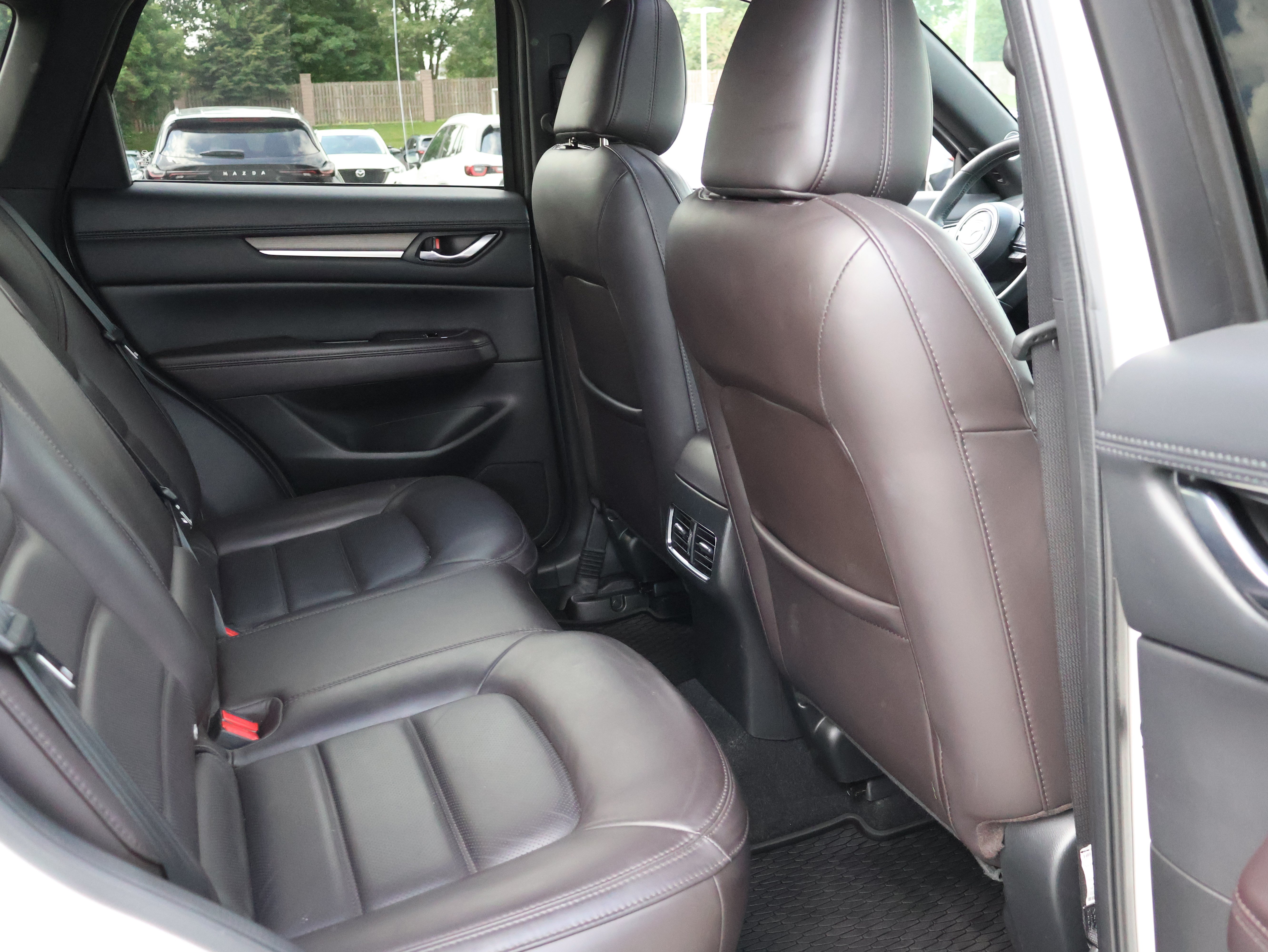 Used 2022 MAZDA CX-5 Signature AWD/4WD image 11