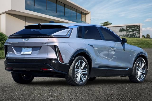 Certified 2024 Cadillac Lyriq Luxury RWD image 4