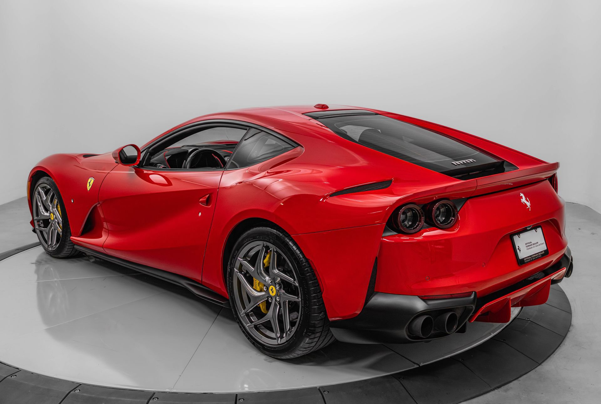 Certified 2020 Ferrari 812 Superfast RWD image 13