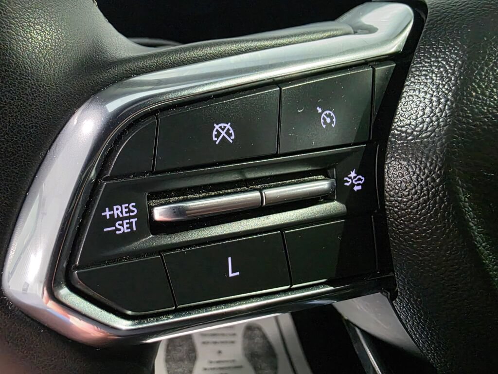 Used 2024 Chevrolet Traverse LT AWD/4WD image 17