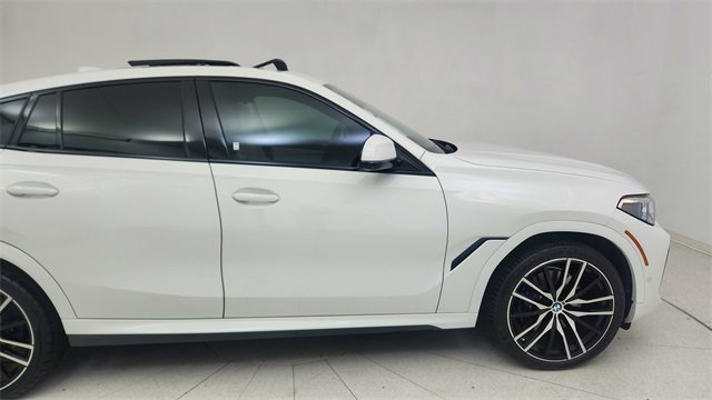 Used 2023 BMW X6 xDrive40i w/ Executive Package image 8