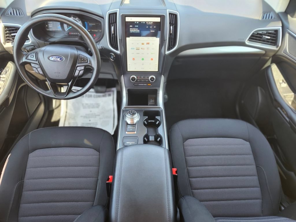 Certified 2022 Ford Edge SE w/ Black Appearance Package AWD/4WD image 12