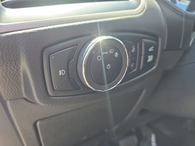 Certified 2024 Ford Edge SEL w/ Convenience Package AWD/4WD image 16