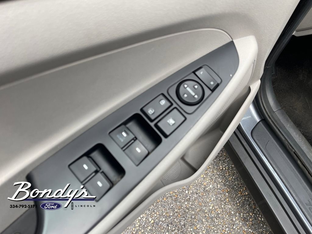 Used 2021 Hyundai Tucson SE image 8