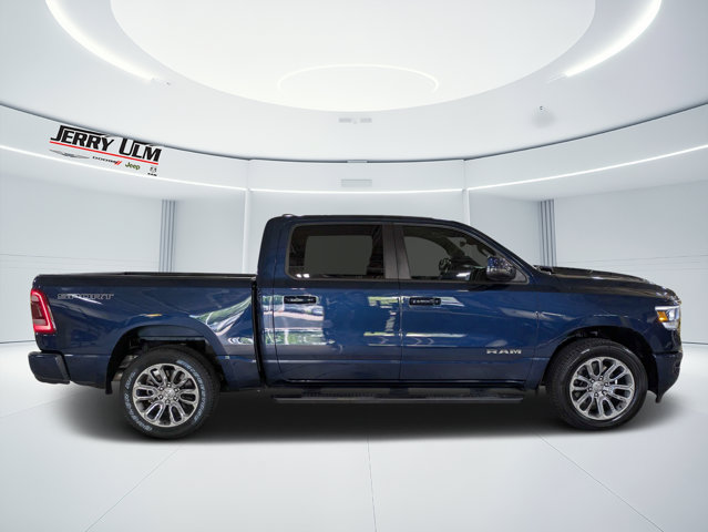 Used 2023 RAM 1500 Laramie AWD/4WD image 2