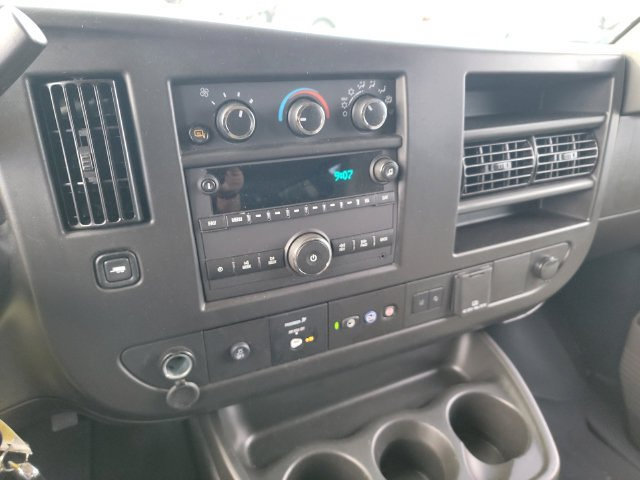 Used 2025 Chevrolet Express 3500 LT w/ LT Preferred Equipment Group RWD image 12