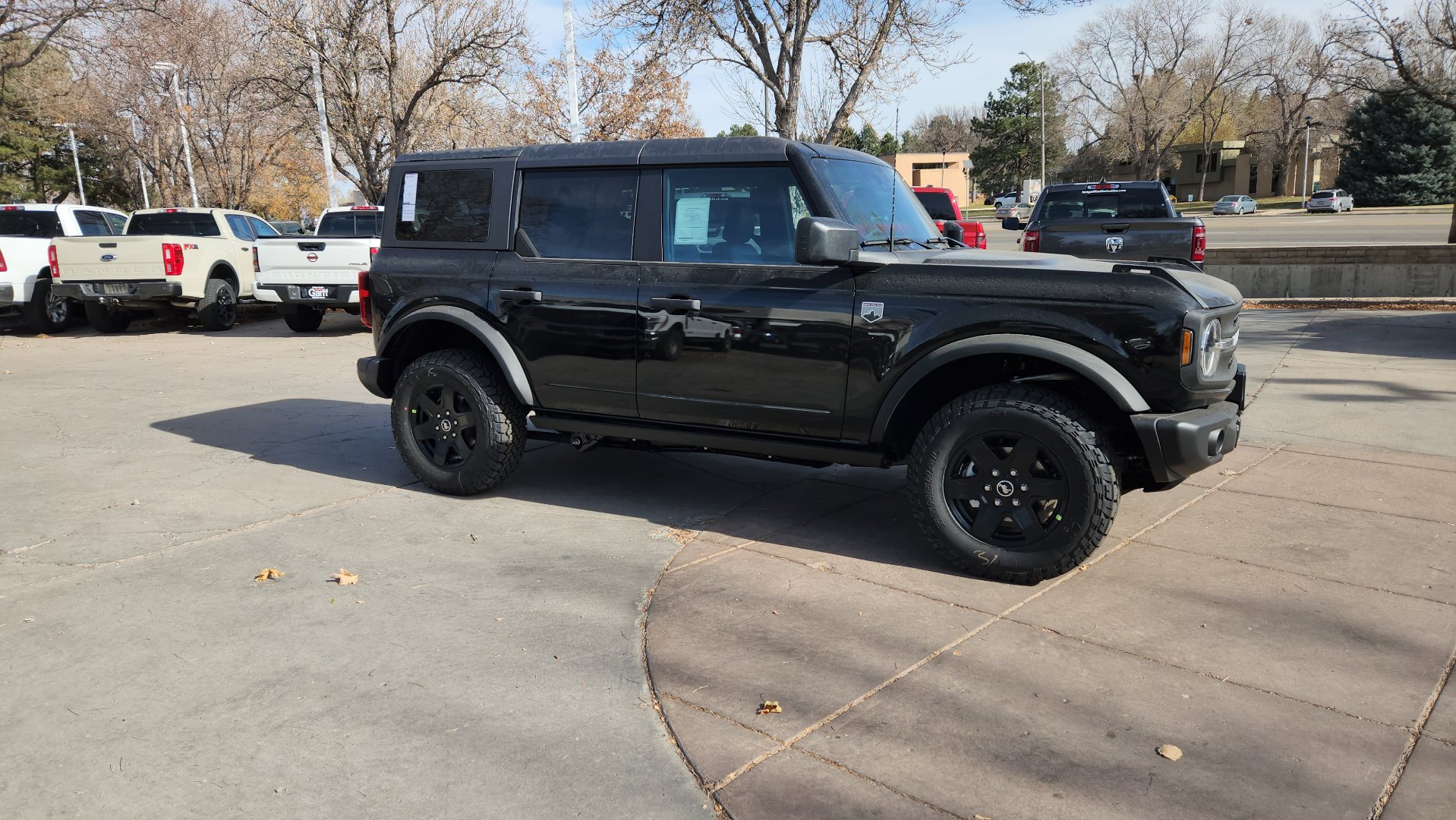 New 2025 Ford Bronco Big Bend w/ Black Diamond Package image 13
