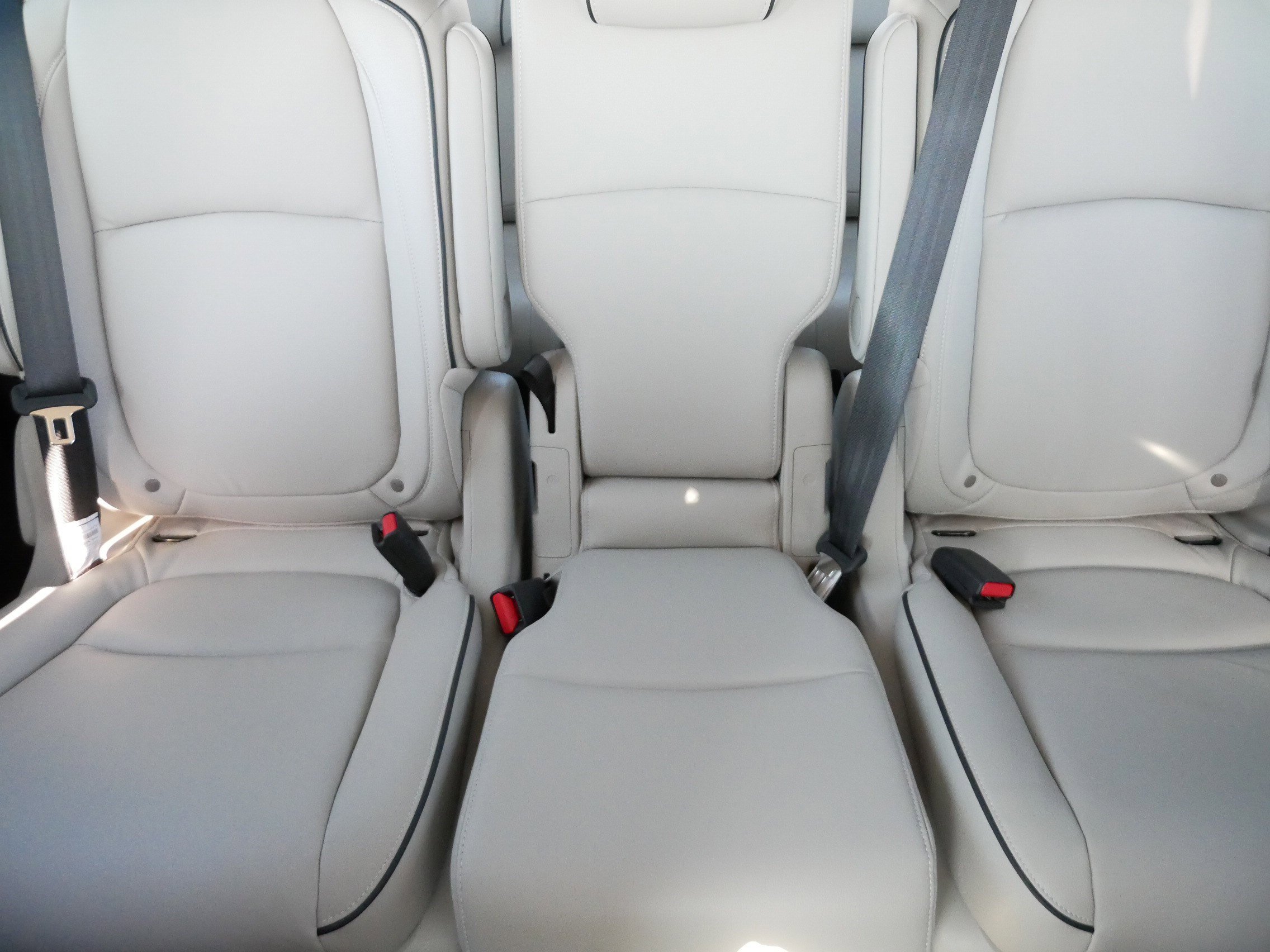 Certified 2026 Honda Odyssey Touring image 13