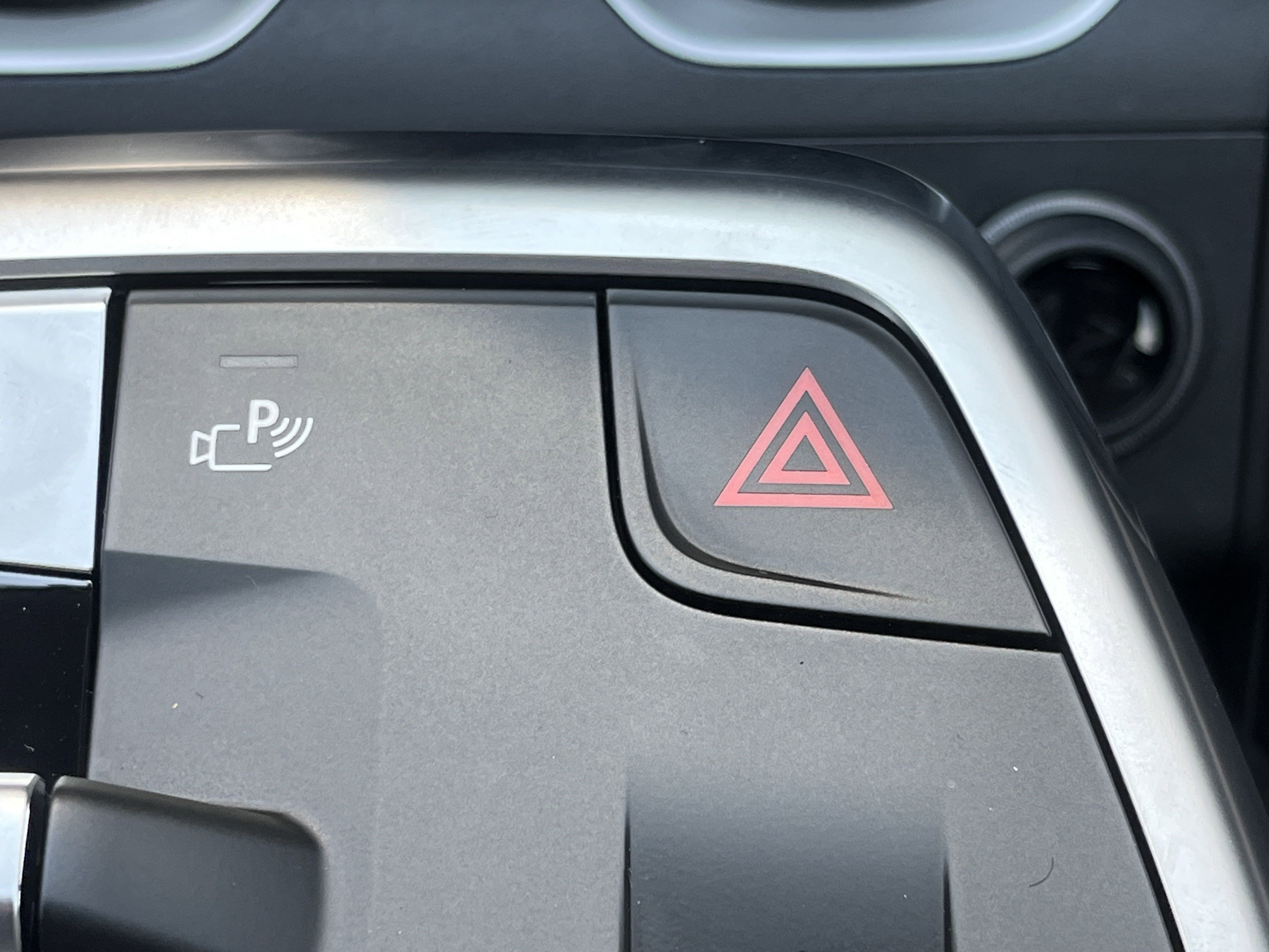 New 2025 BMW X1 xDrive28i w/ Convenience Package image 10