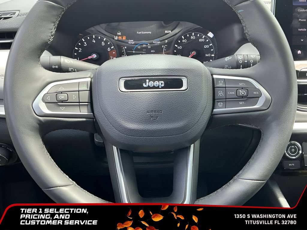 Used 2025 Jeep Compass Limited AWD/4WD image 27