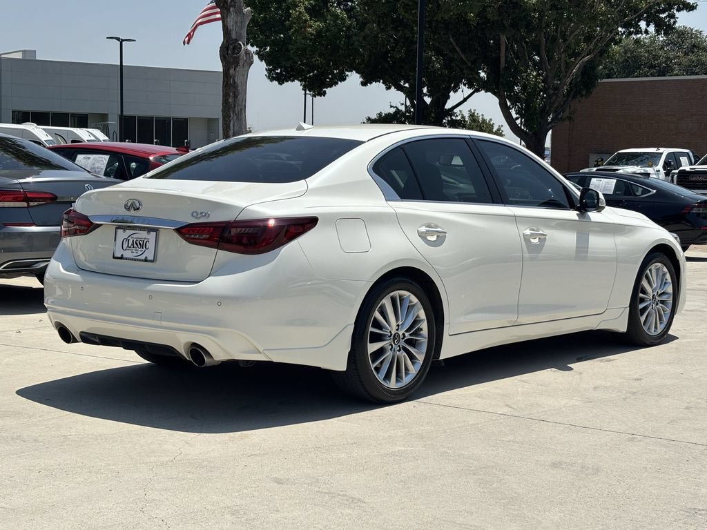 Used 2021 INFINITI Q50 Luxe w/ Cargo Package RWD image 3