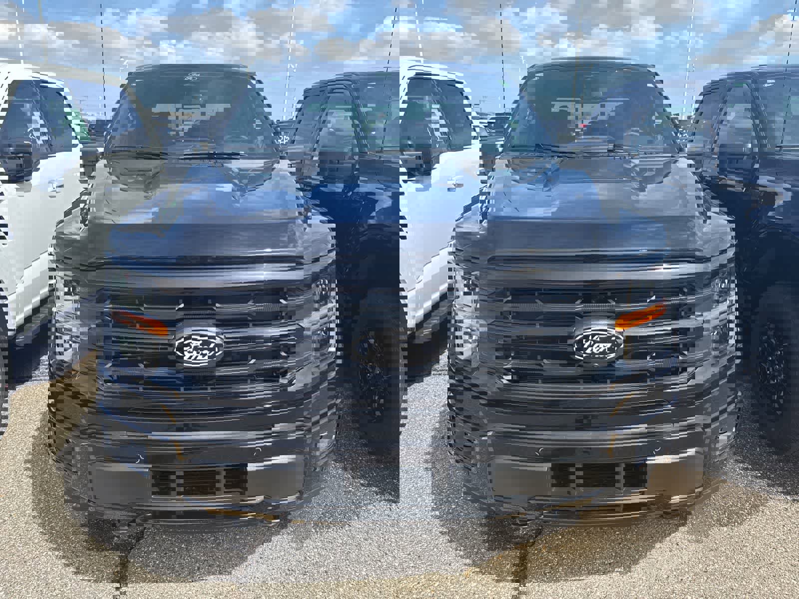 New 2026 Ford F150 XLT w/ Equipment Group 302A MID AWD/4WD image 19