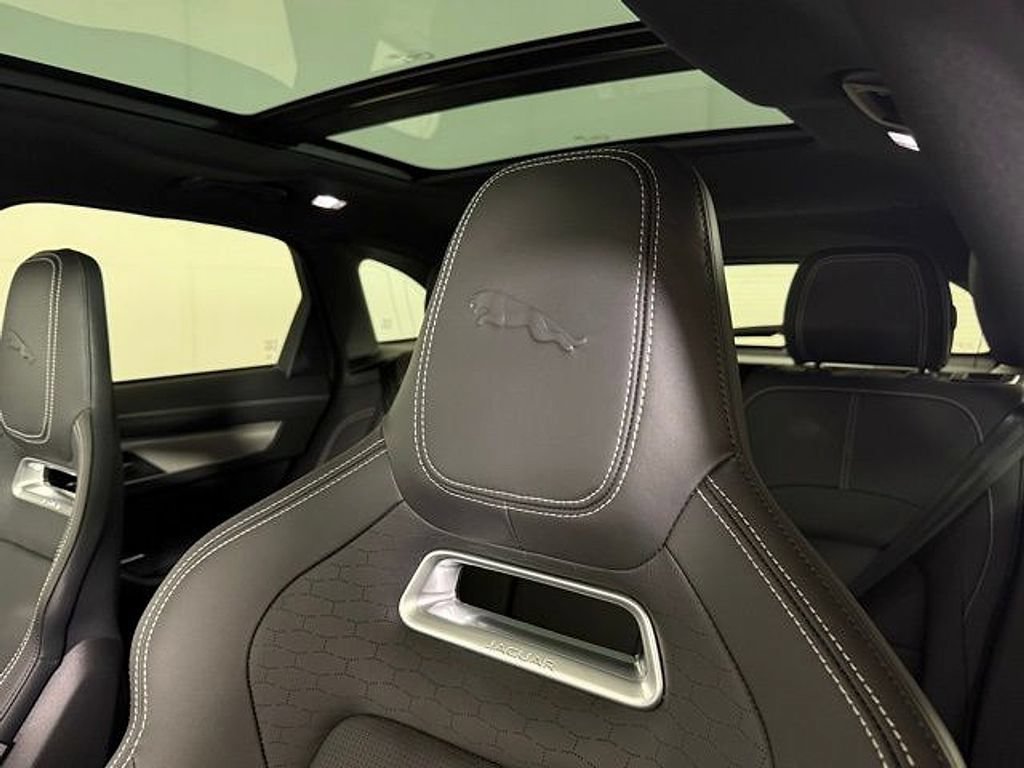 New 2026 Jaguar F-PACE R-Dynamic S AWD/4WD image 30