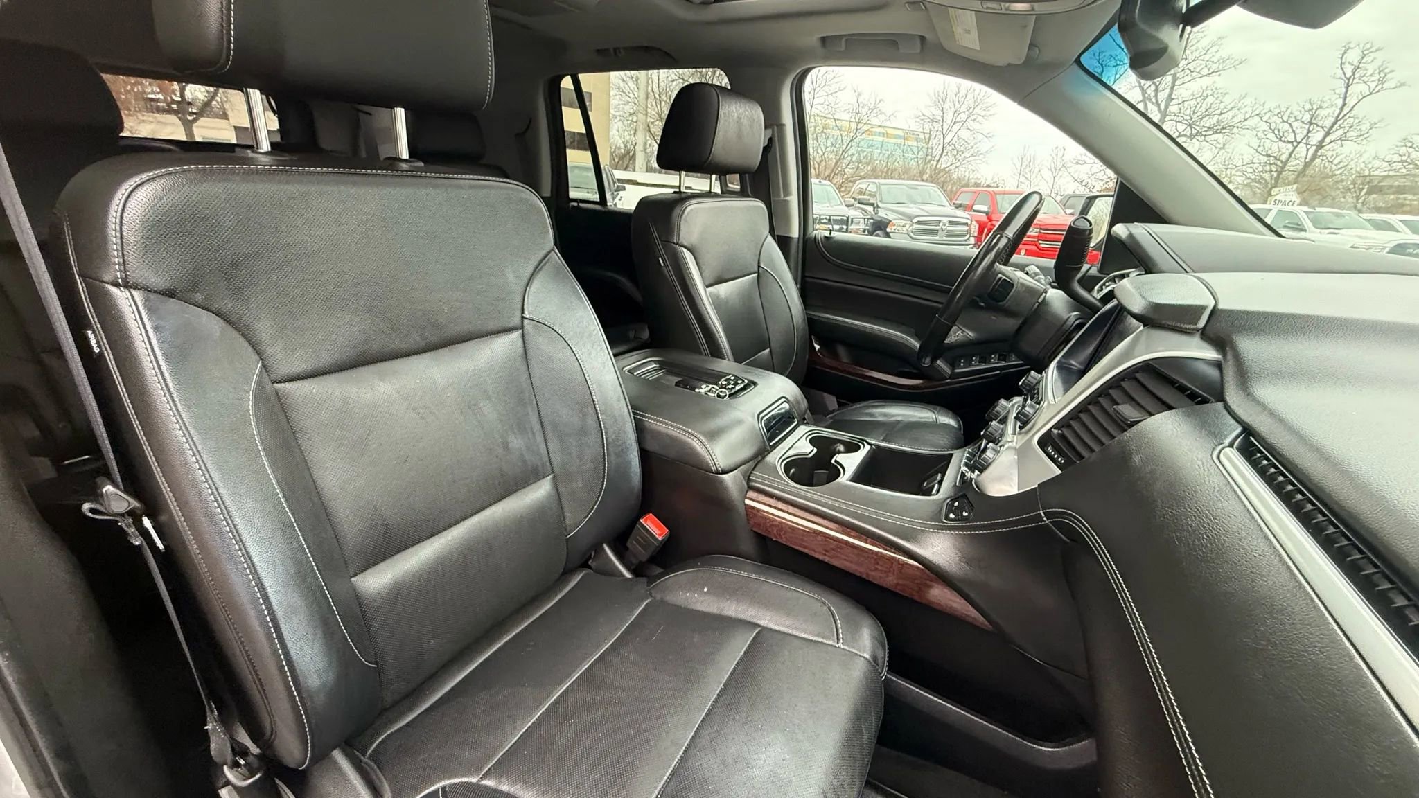 Used 2018 GMC Yukon SLT w/ Open Road Package image 38