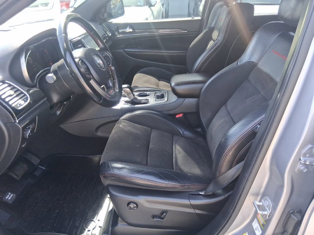 Used 2020 Jeep Grand Cherokee Trailhawk AWD/4WD image 11