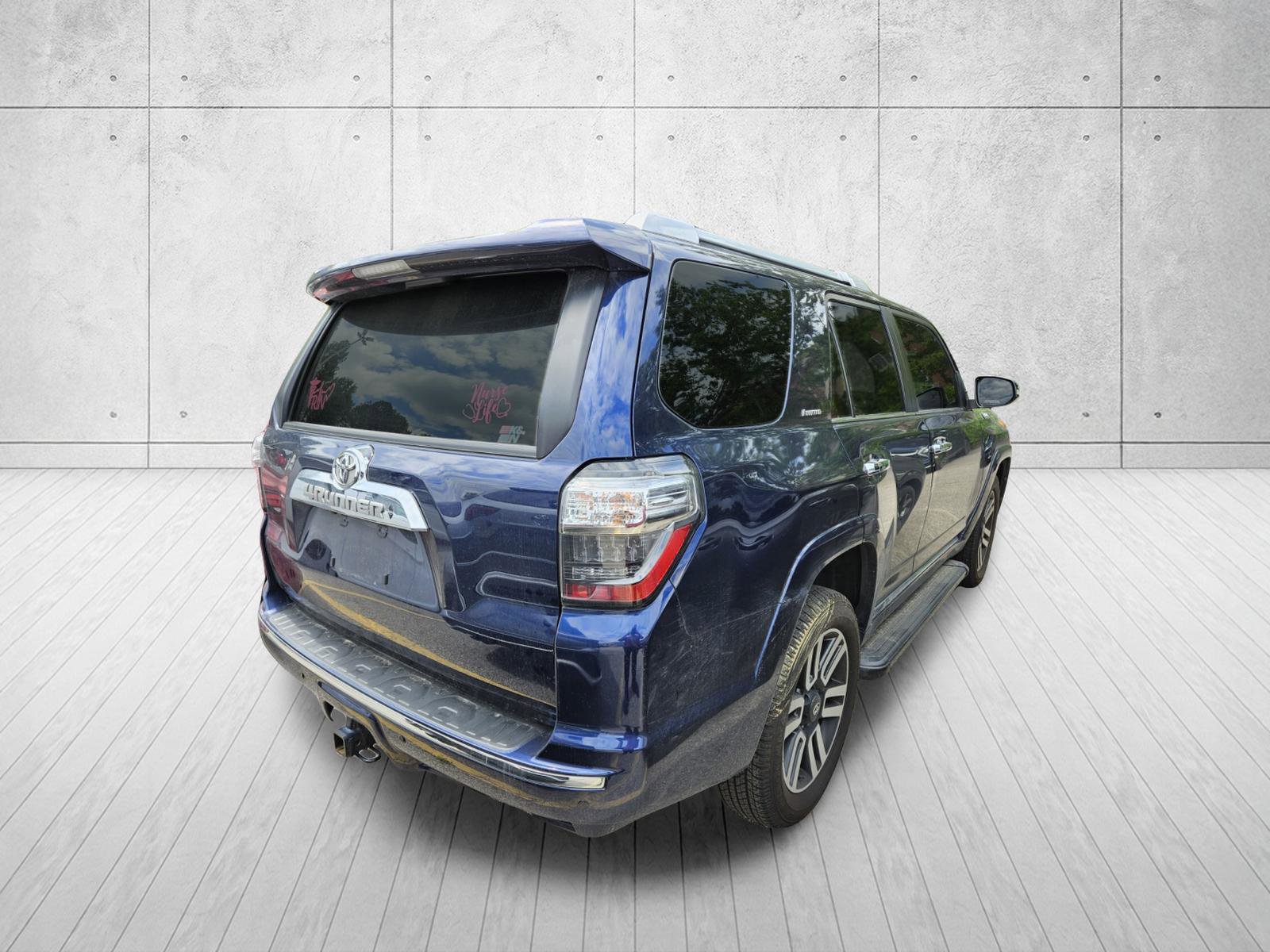 Used 2024 Toyota 4Runner Limited AWD/4WD image 10