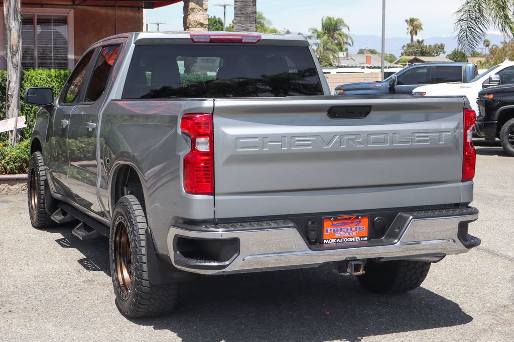 Used 2024 Chevrolet Silverado 1500 LT RWD image 6