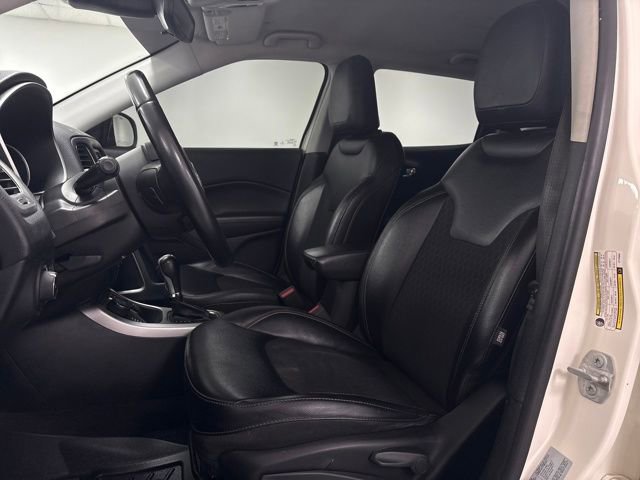 Used 2018 Jeep Compass Latitude image 9