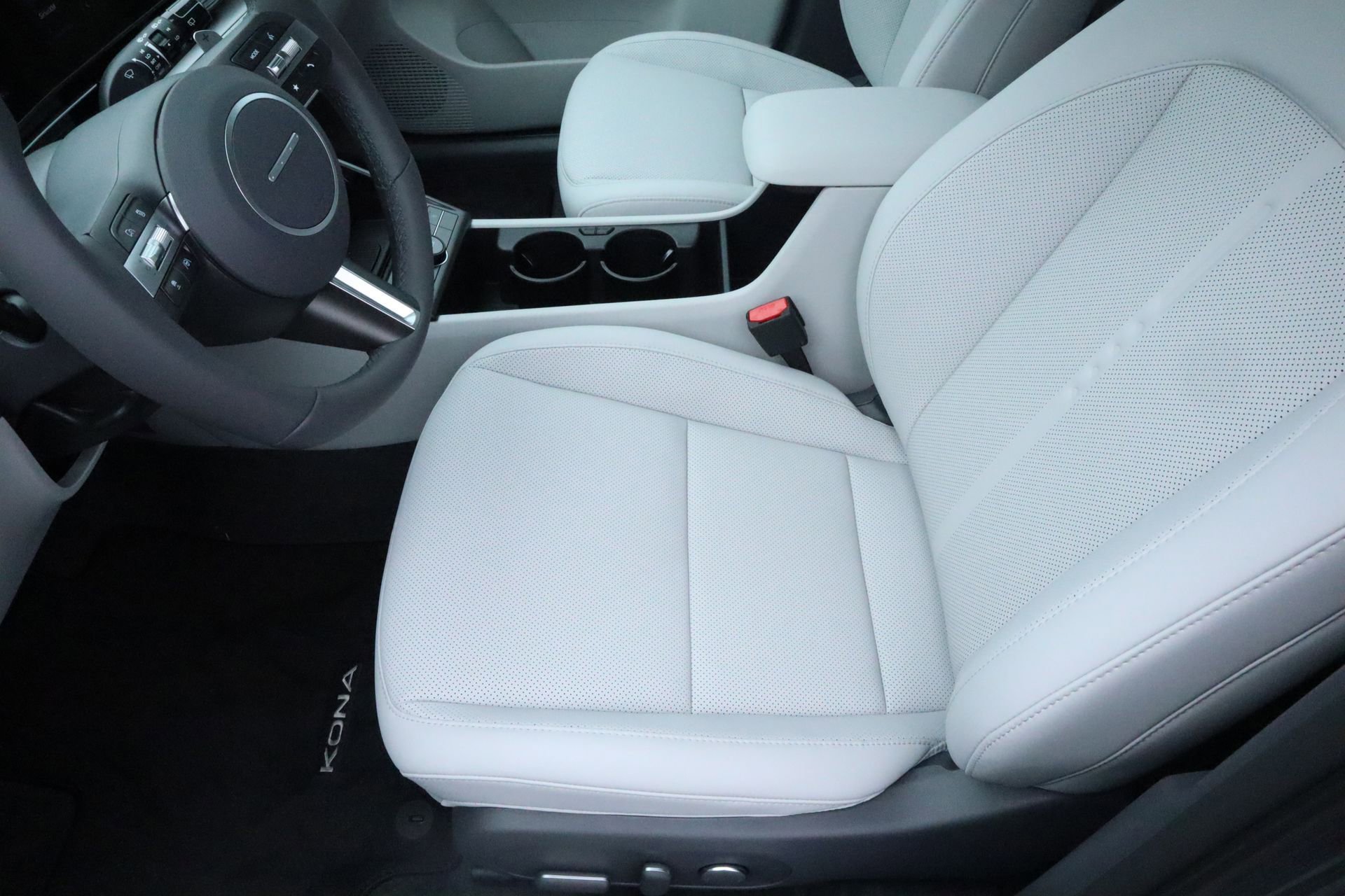 New 2026 Hyundai Kona SEL Premium image 16