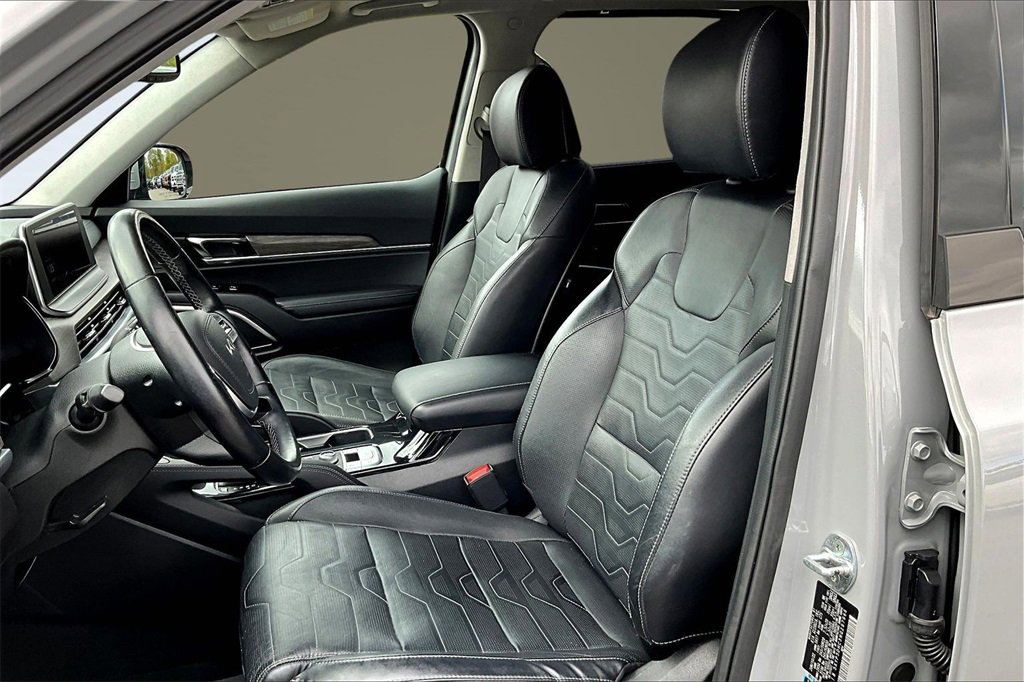 Used 2022 Kia Telluride SX w/ SX Prestige Package image 25