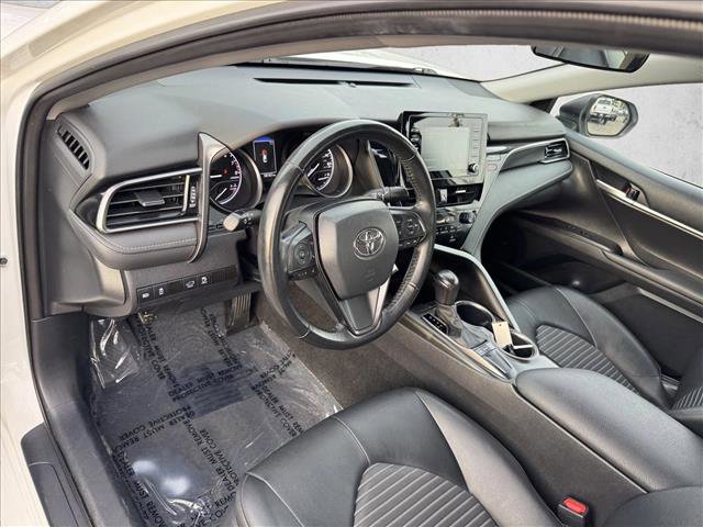 Used 2024 Toyota Camry SE image 11
