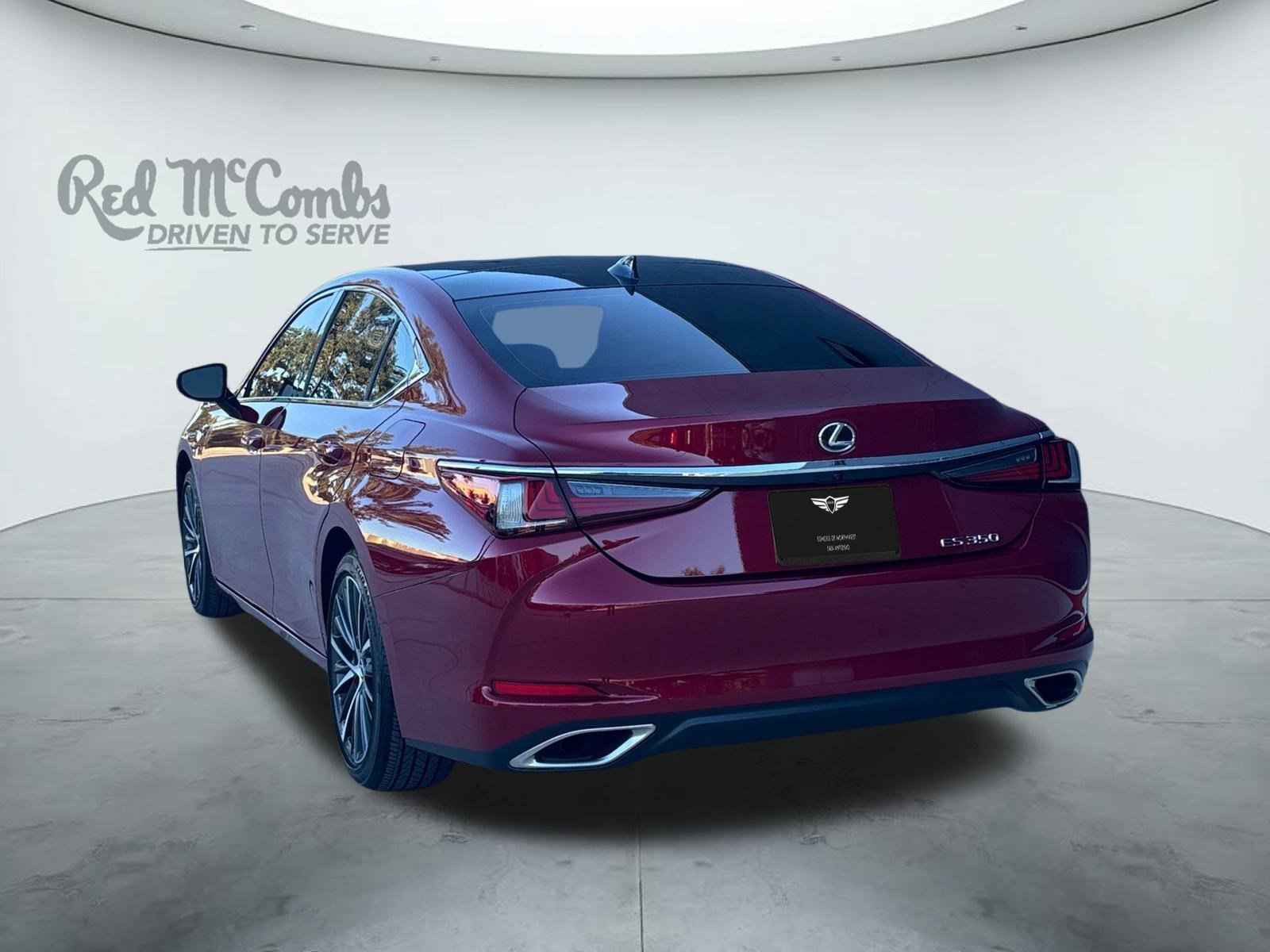 Used 2025 Lexus ES 350 w/ Premium Package image 3