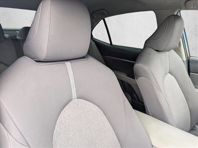 Used 2022 Toyota Camry LE image 14
