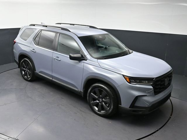 Used 2023 Honda Pilot Sport image 11