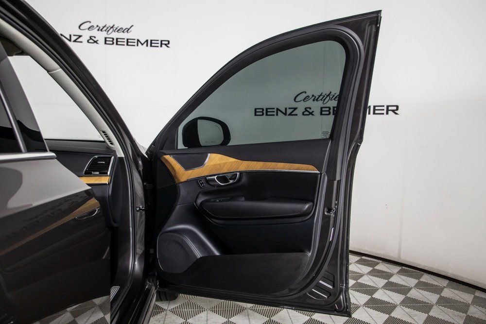 Used 2023 Volvo XC90 B6 Plus w/ Protection Package Premier image 21