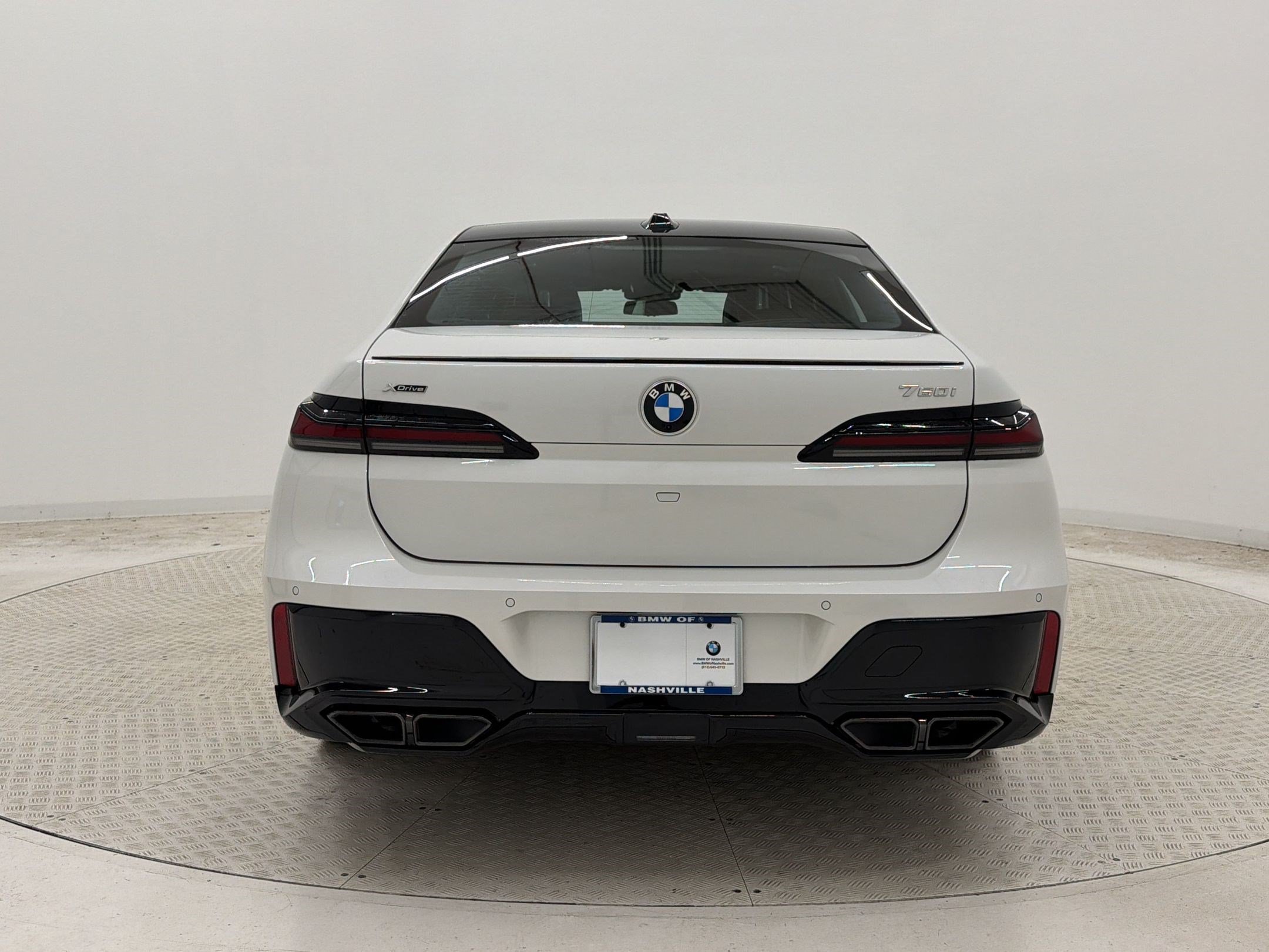 Certified 2025 BMW 760i xDrive AWD/4WD image 10