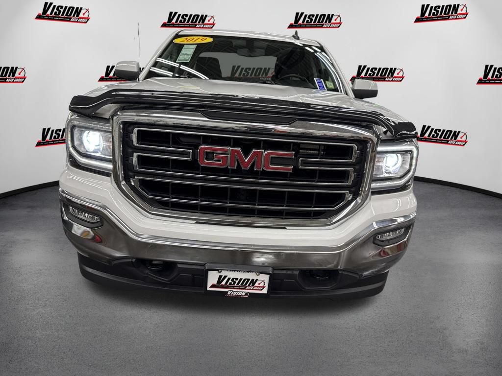 Used 2019 GMC Sierra 1500 SLE w/ SLE Value Package AWD/4WD image 2