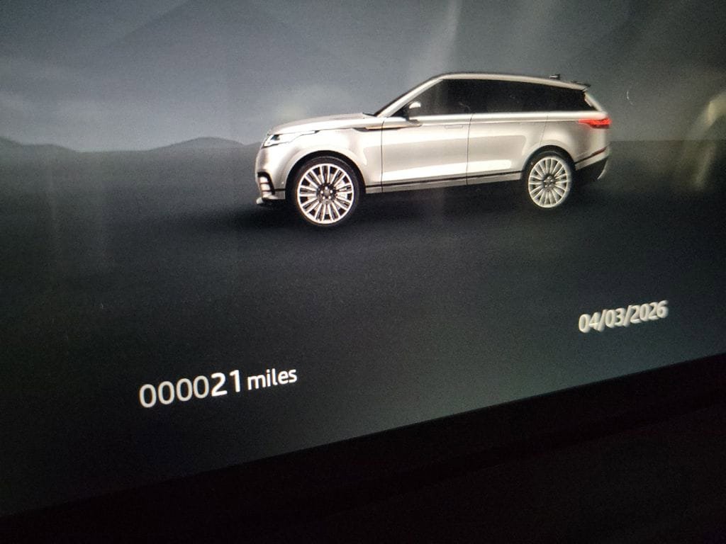 New 2026 Land Rover Range Rover Velar Dynamic SE AWD/4WD image 18