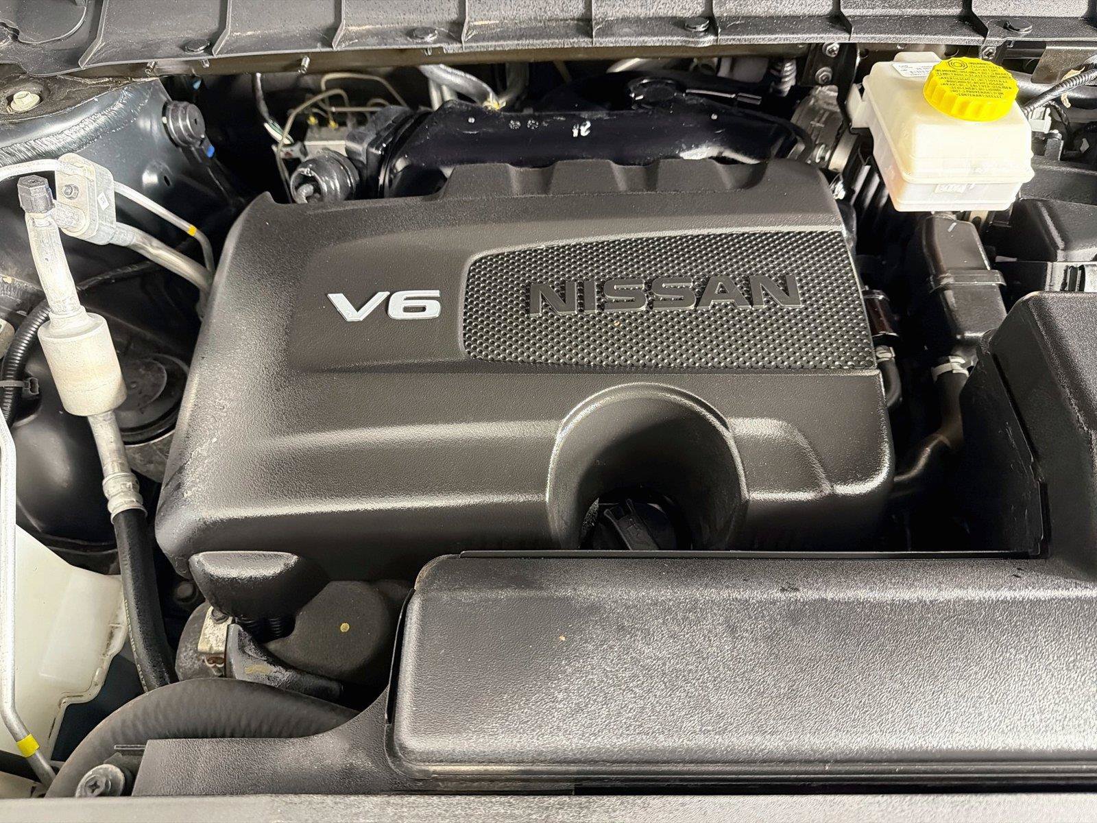Used 2023 Nissan Pathfinder SL AWD/4WD image 33