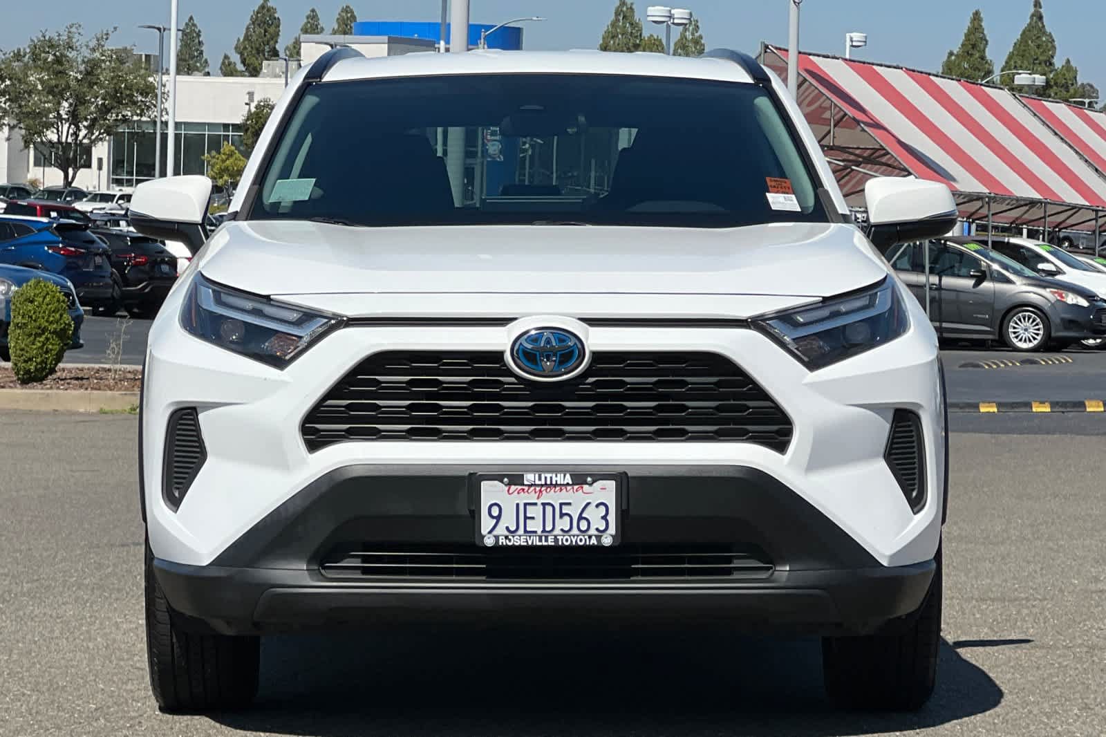 Certified 2023 Toyota RAV4 LE AWD/4WD image 10