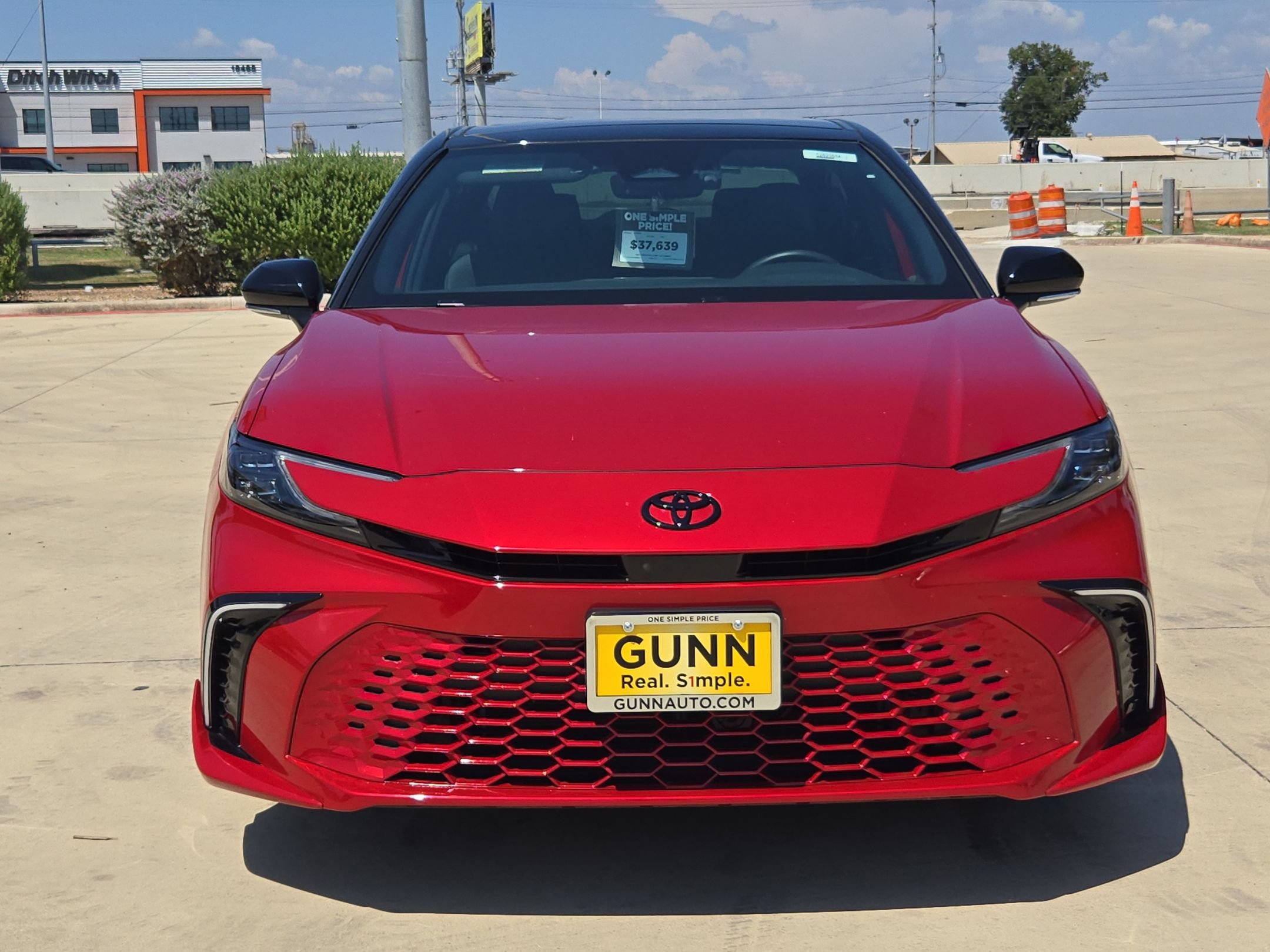 Used 2026 Toyota Camry XSE FWD image 8