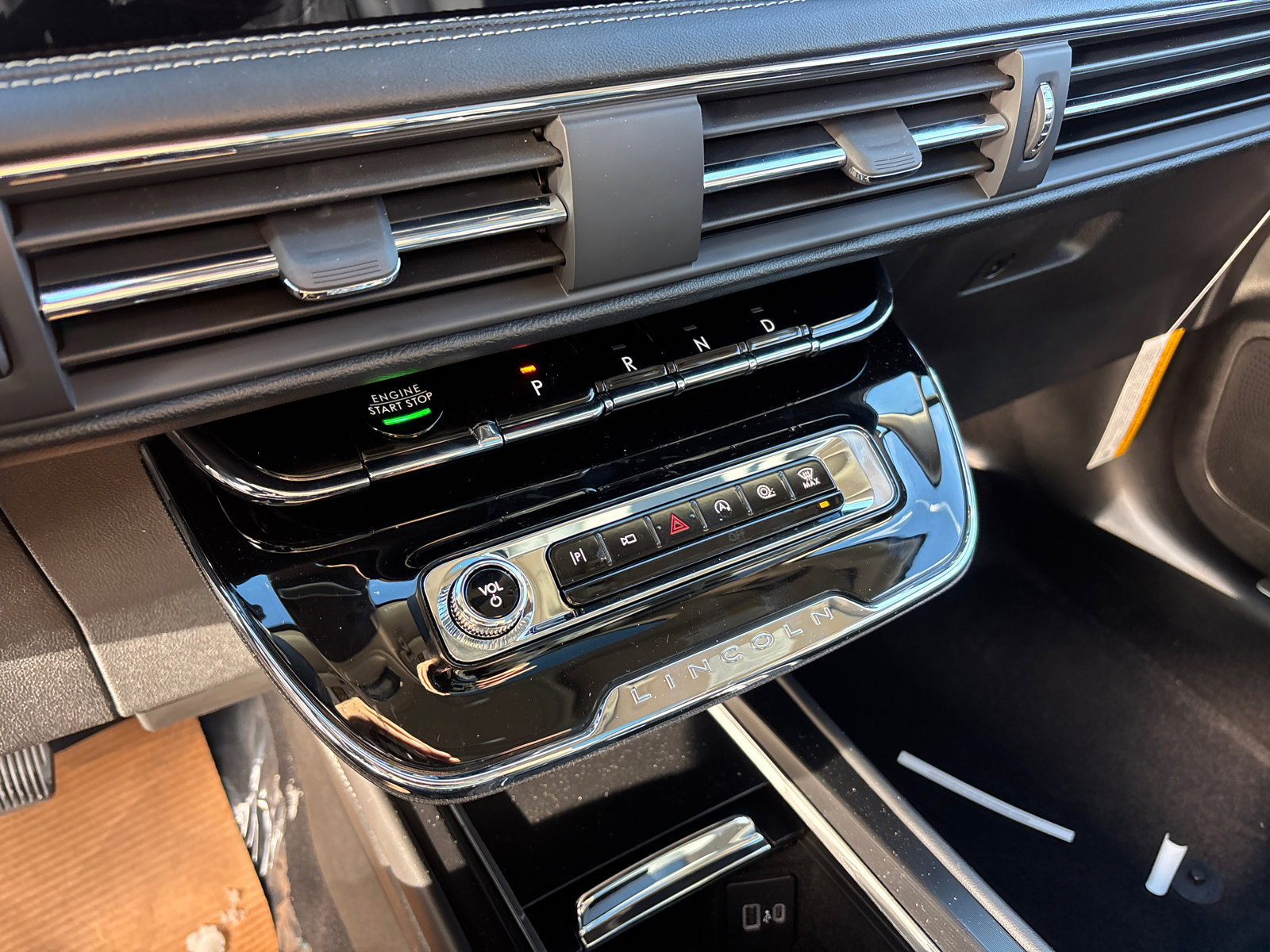 New 2026 Lincoln Corsair Premiere image 22