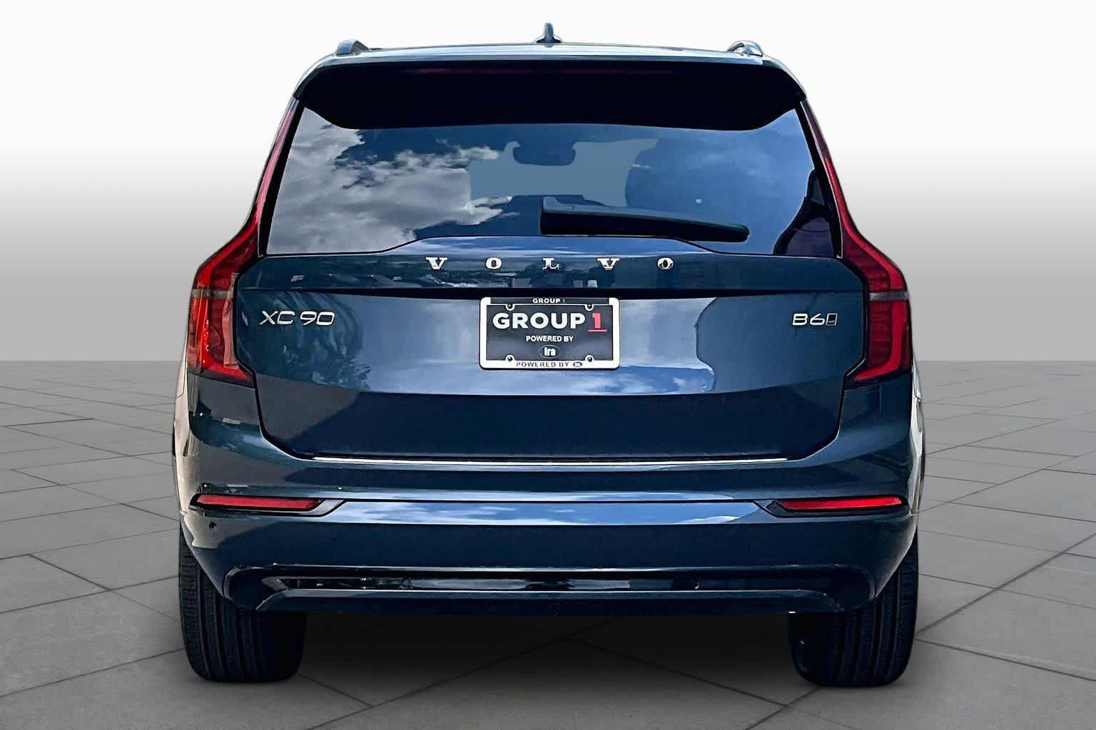 New 2026 Volvo XC90 B6 Ultra w/ Protection Package Premier AWD/4WD image 4