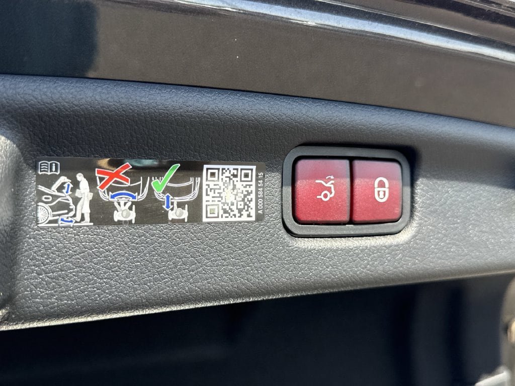 New 2026 Mercedes-Benz C 300 Sedan image 12