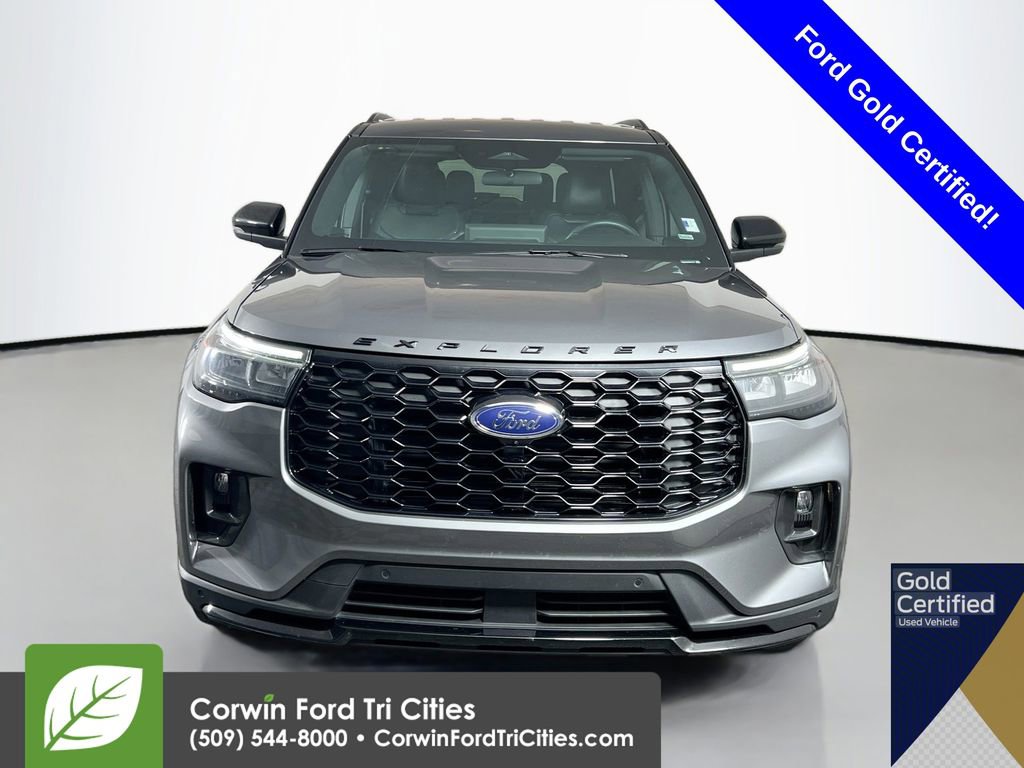 Certified 2025 Ford Explorer ST-Line image 4