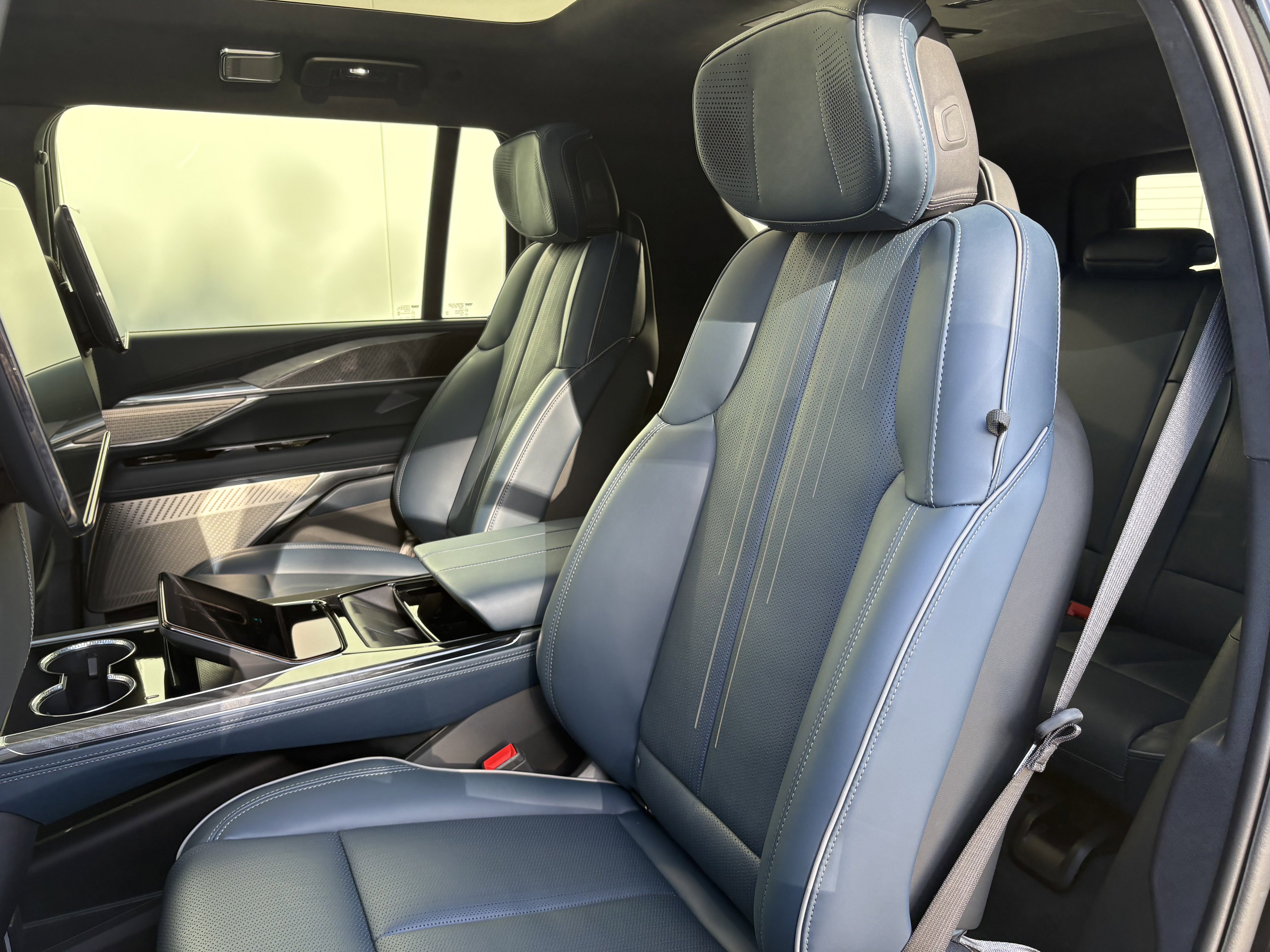 New 2026 Cadillac Escalade IQL Sport 2 image 14