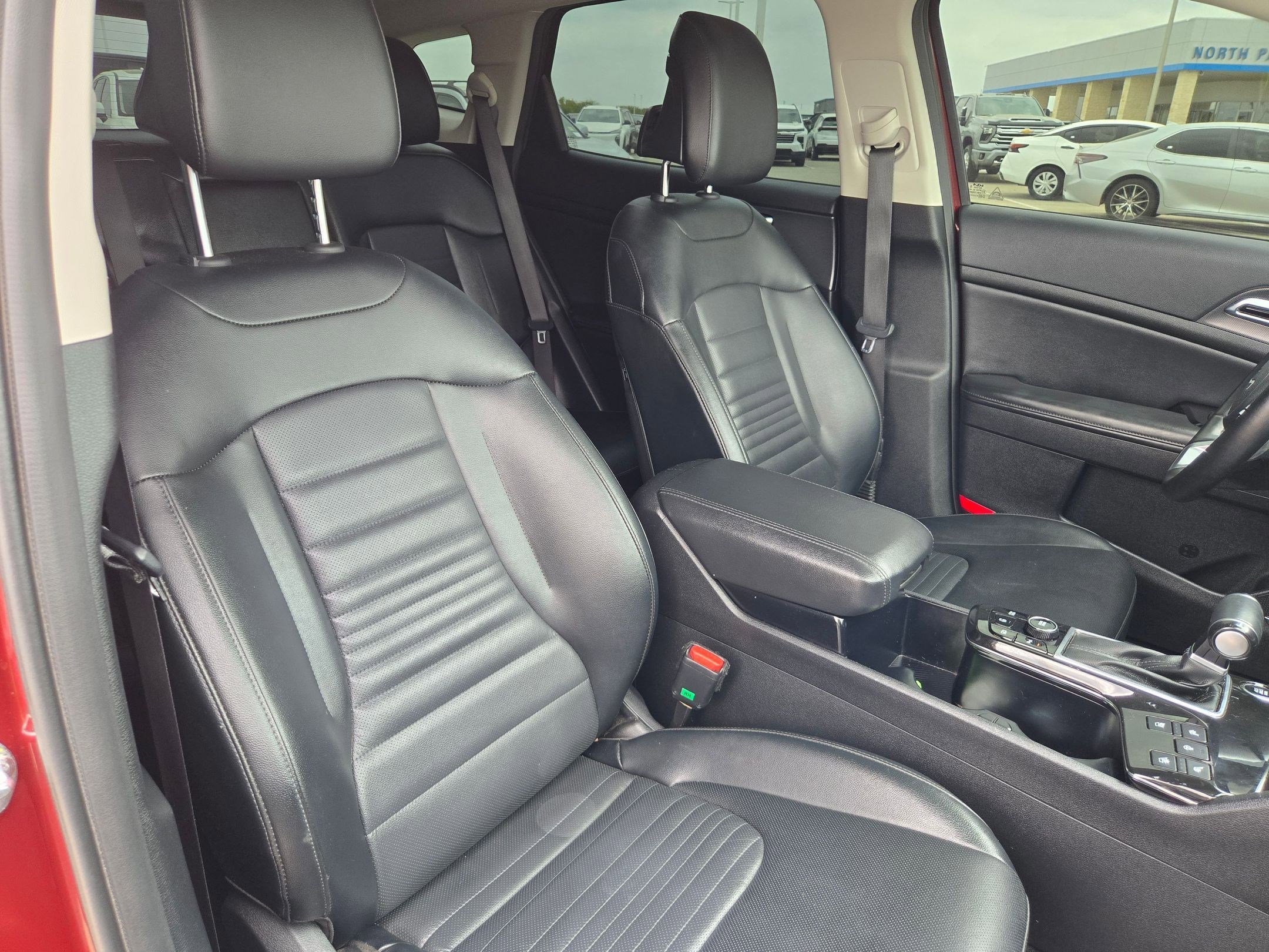 Used 2023 Kia Sportage SX image 21