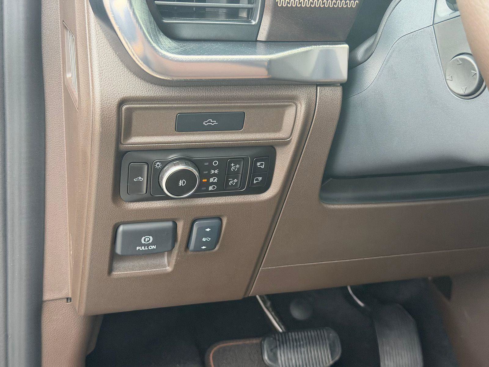 Used 2026 Ford F150 King Ranch w/ Equipment Group 601A High AWD/4WD image 8
