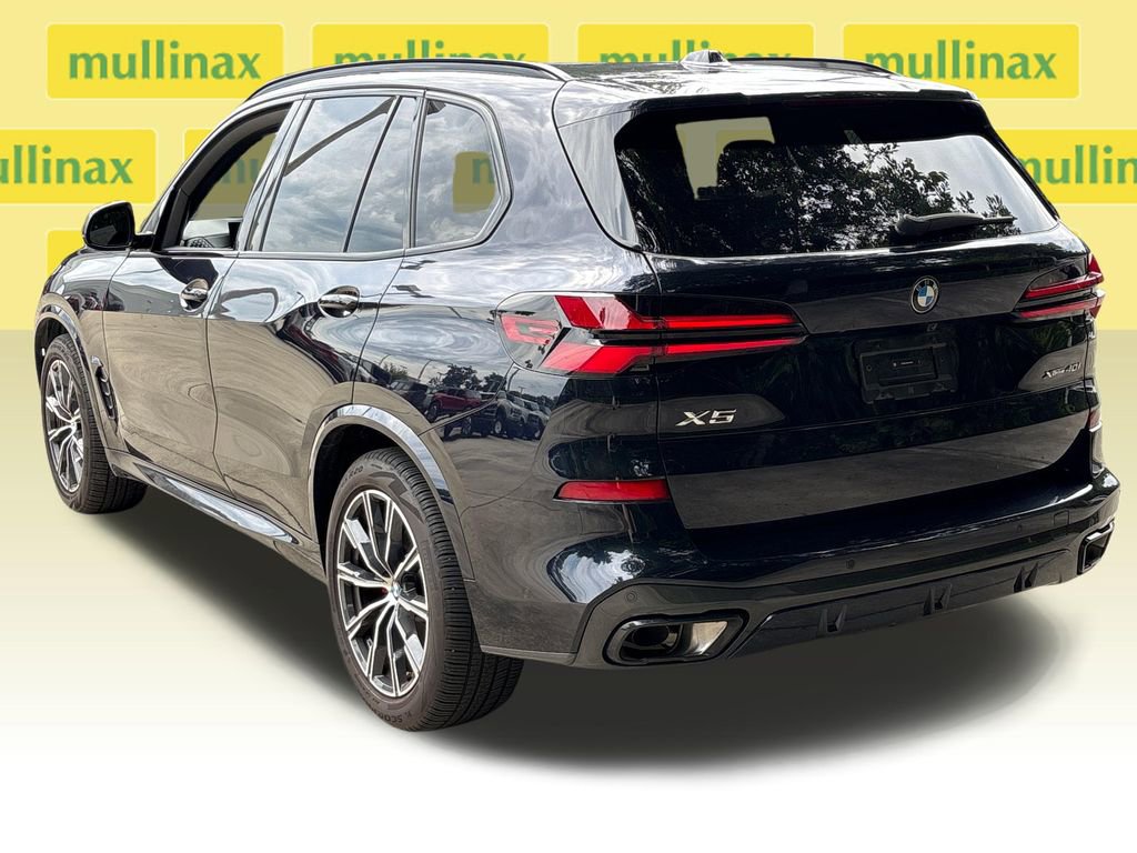 Used 2024 BMW X5 xDrive40i w/ M Sport Package AWD/4WD image 10