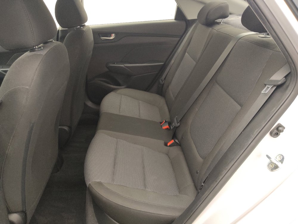 Used 2022 Hyundai Accent SE FWD image 18