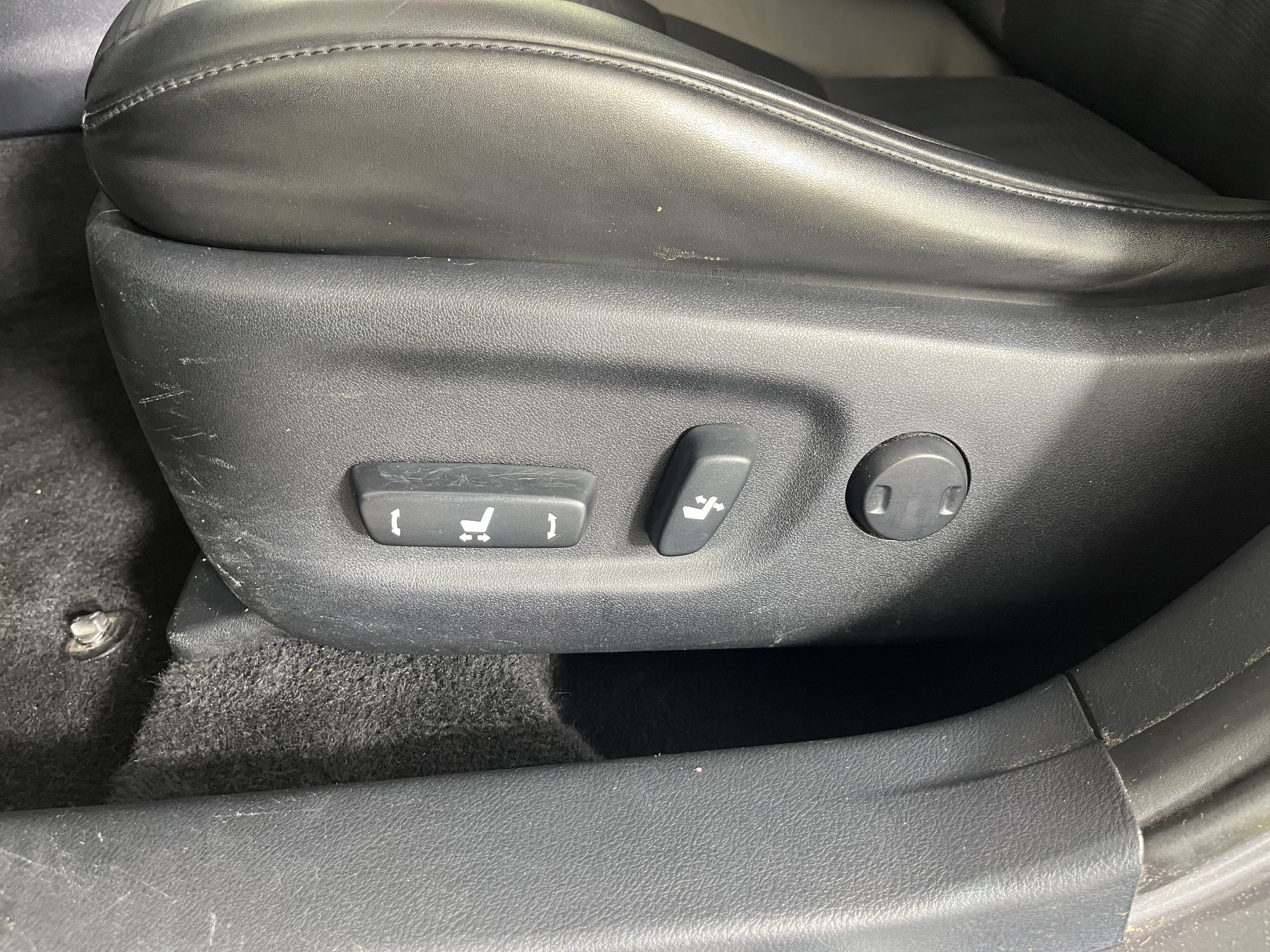 Used 2012 Lexus CT 200h Premium image 19