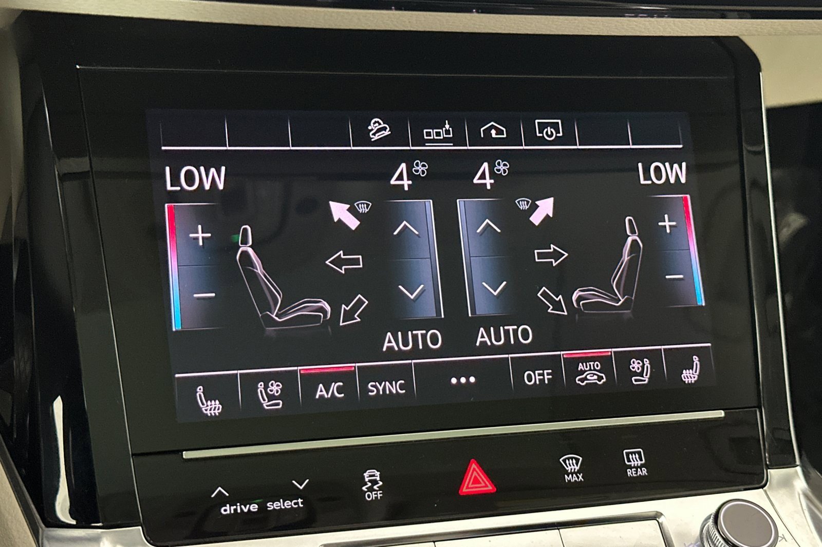 Used 2019 Audi e-tron Premium Plus image 20