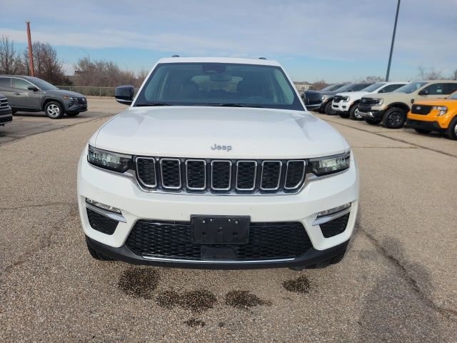 Used 2023 Jeep Grand Cherokee Limited image 17