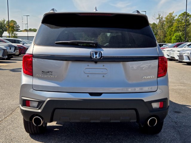 Used 2025 Honda Passport EX-L image 4