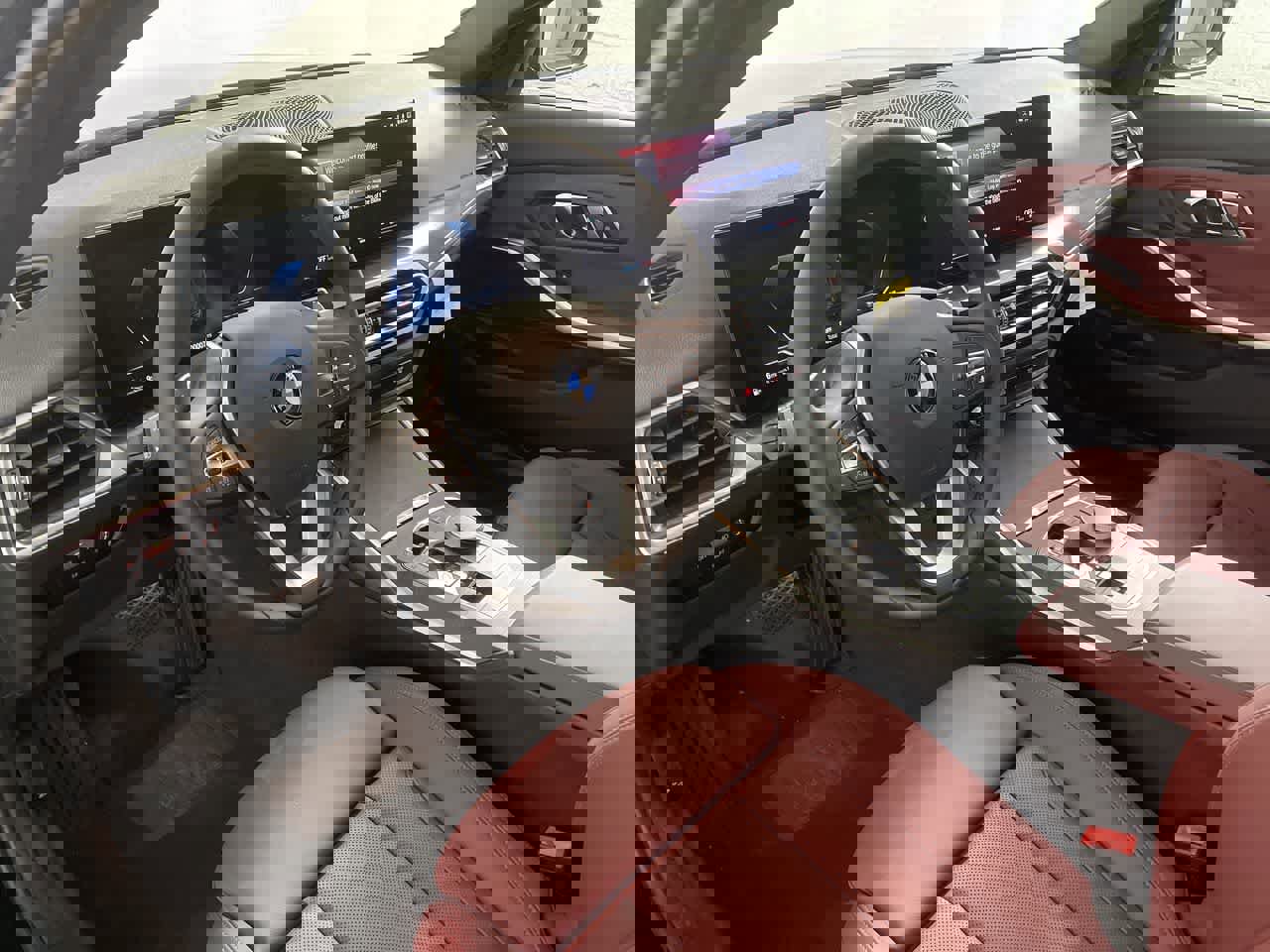 Used 2023 BMW 330i xDrive 330i xDrive w/ Convenience Package image 12