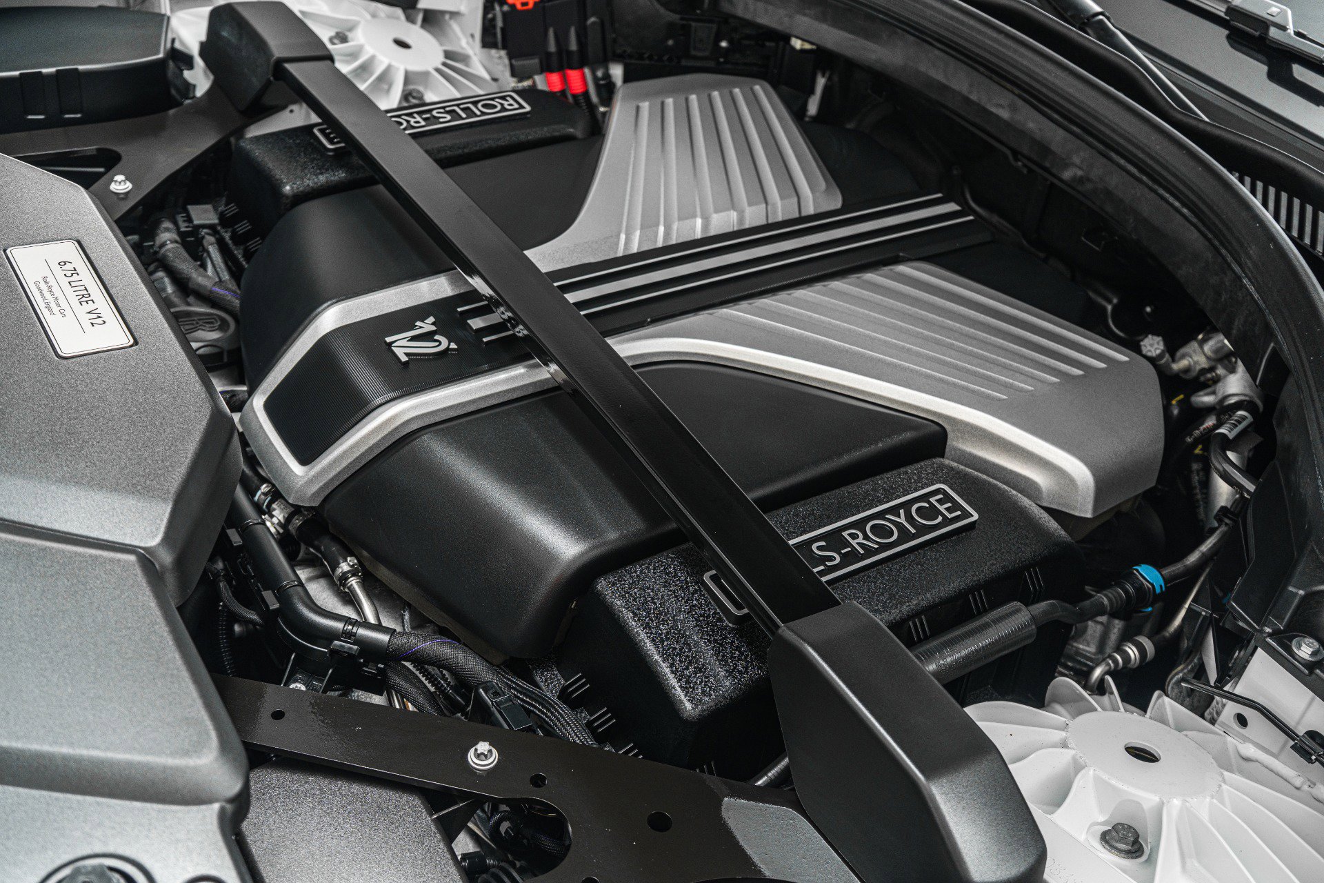 Used 2024 Rolls-Royce Cullinan image 51